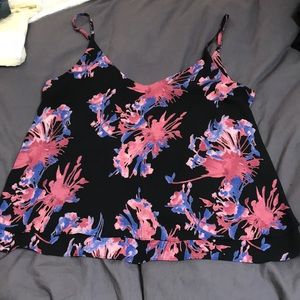 Black flowy tank from evereve store